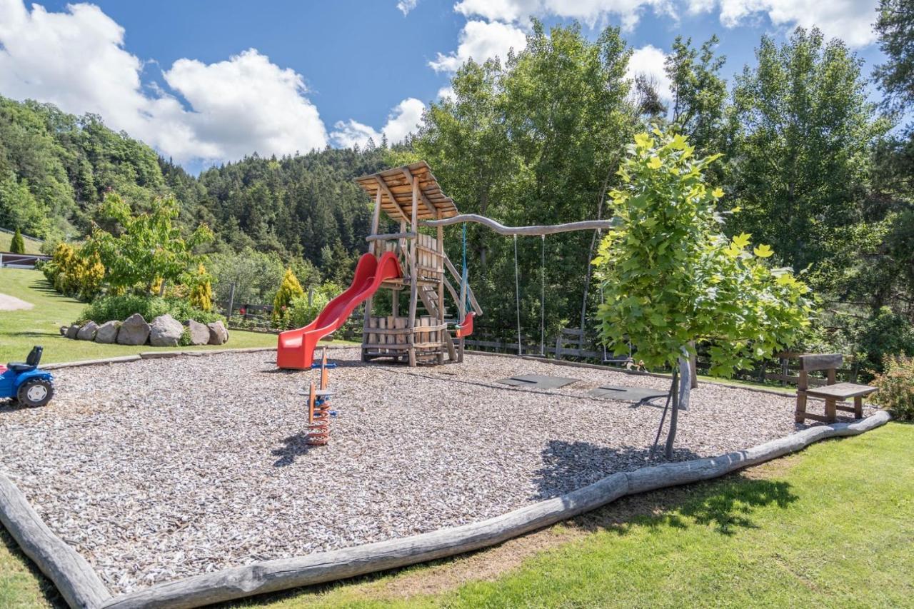 Gasserhof Chalets Мелтина Екстериор снимка