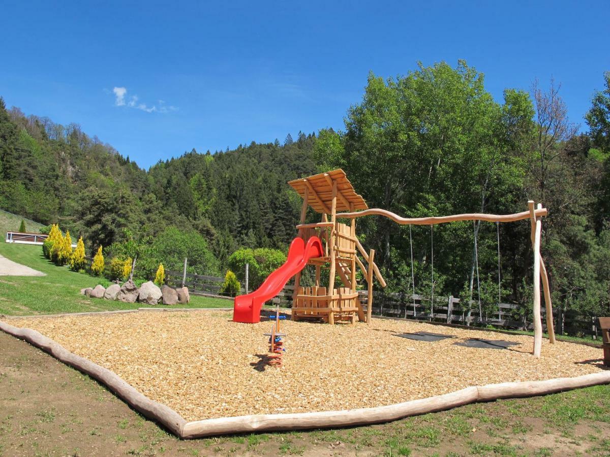 Gasserhof Chalets Мелтина Екстериор снимка