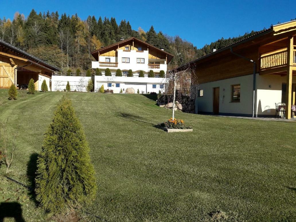 Gasserhof Chalets Мелтина Екстериор снимка